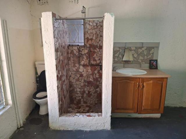 3 Bedroom Garden Cottage in Bon Accord AH