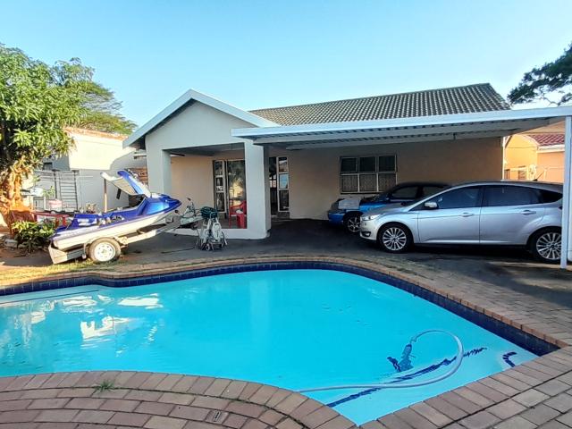 3 Bedroom Garden Cottage in Bluff
