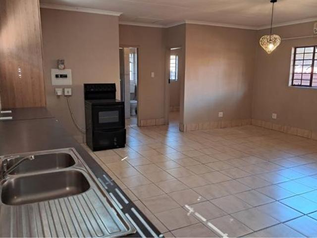 3 Bedroom Garden Cottage in Doornpoort
