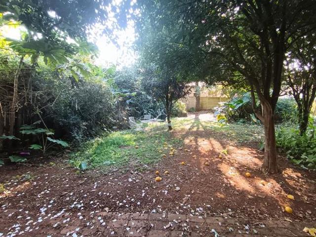 3 Bedroom Garden Cottage in Wembley