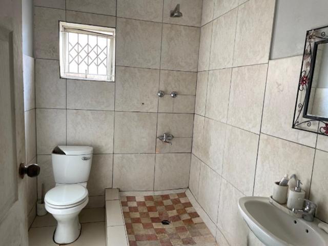 3 Bedroom Garden Cottage in Wentworth