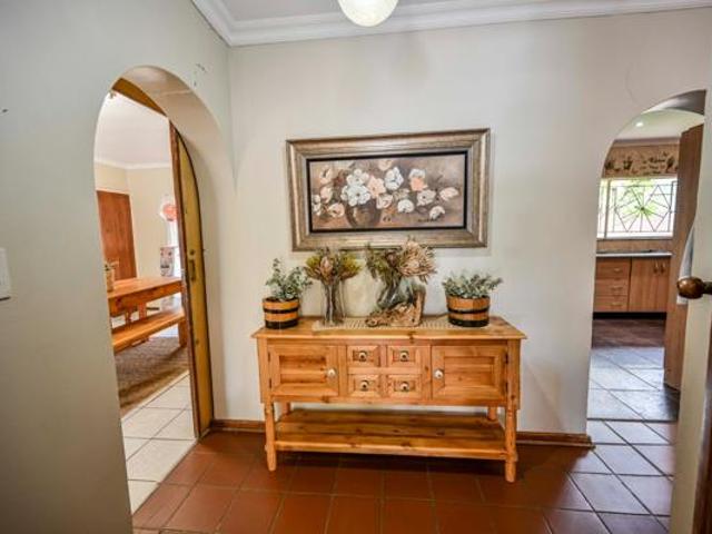 3 Bedroom Duet in Universitas