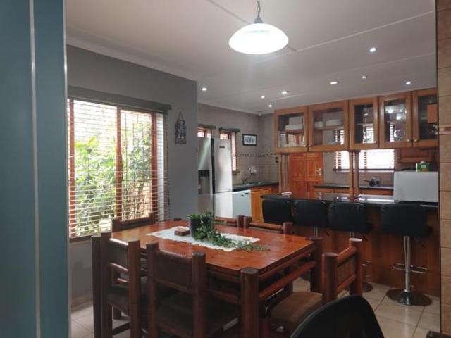 3 Bedroom Duet in Arboretum