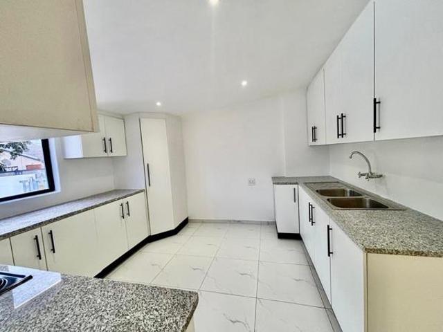 3 Bedroom Duet in Birdswood