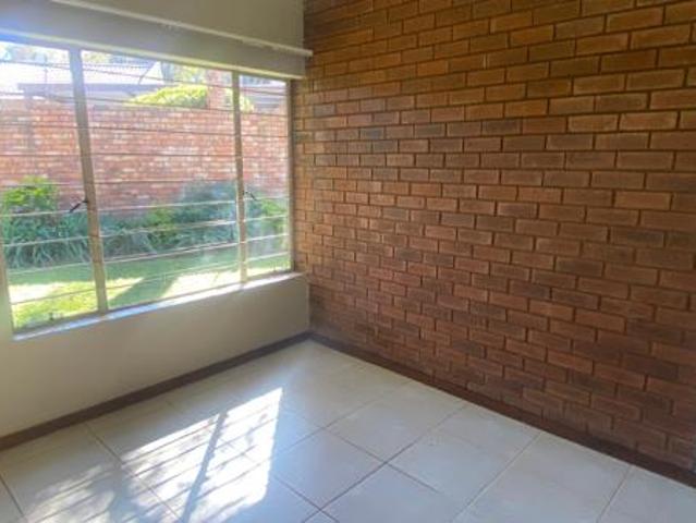 3 Bedroom Duet in Elarduspark