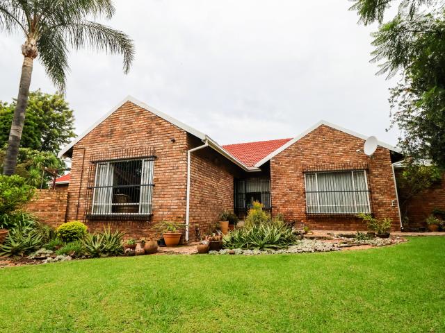 3 Bedroom Duet in Faerie Glen