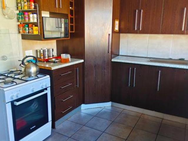 3 Bedroom Duet in Fichardt Park