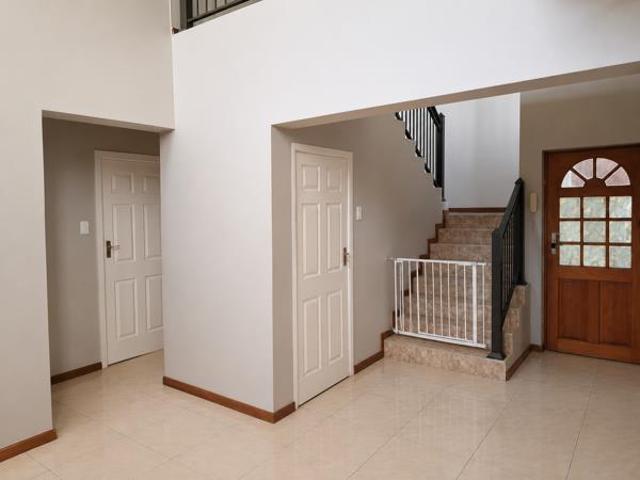 3 Bedroom Duet in Hillside