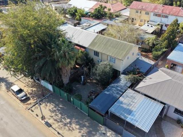 3 Bedroom Duet in New Park