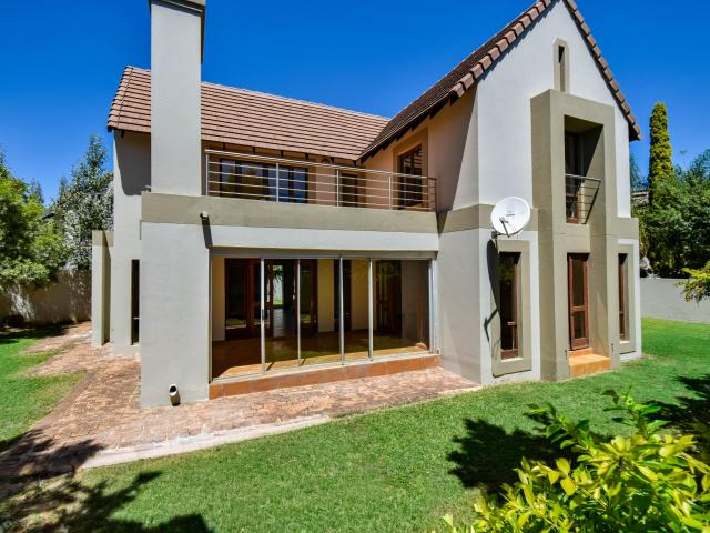 3 Bedroom Duet in Silver Stream Estate