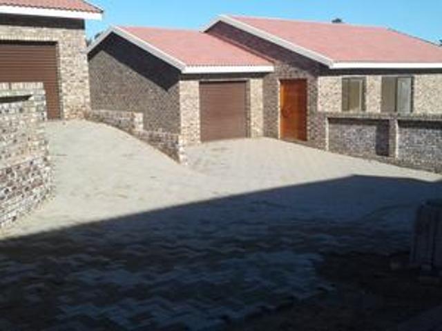 3 bedroom duet on the market in dana bay