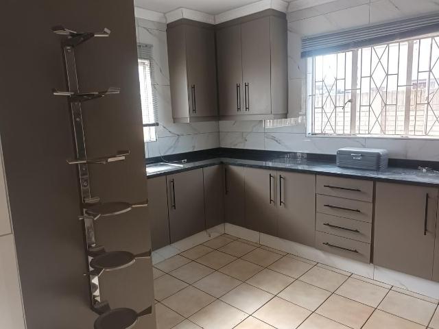 3 Bedroom duplex apartment for sale in Woodlands, Durban