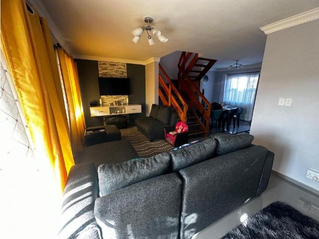 3 Bedroom duplex apartment for sale in Bluff, Durban