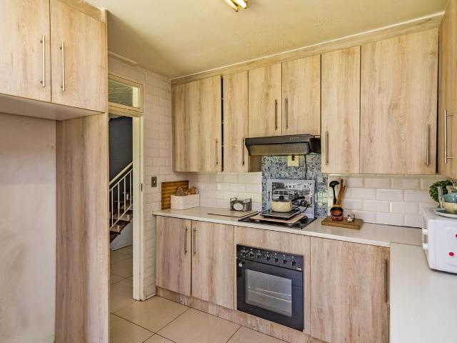 3 Bedroom Duplex For Sale in Florida