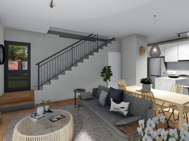 3 Bedroom Duplex For Sale in Lynnwood