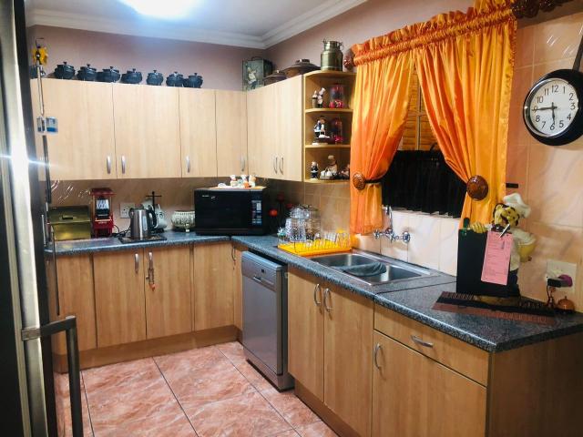 3 Bedroom Duplex For Sale in Rustenburg Central