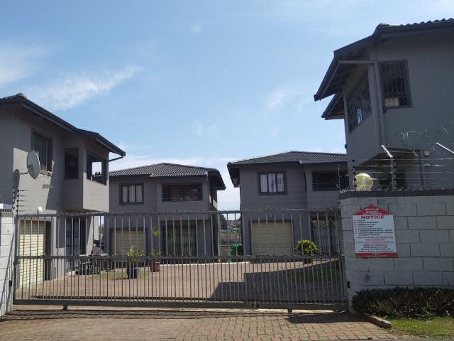 3 Bedroom Duplex For Sale in Tongaat Central