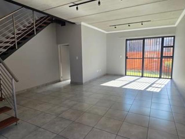 3 Bedroom Duplex in Olympus AH