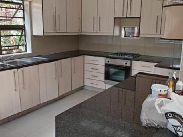 3 Bedroom Duplex in Austin View