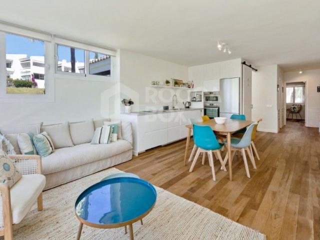 3 Bedroom Duplex in Azahara I, Nueva Andalucia