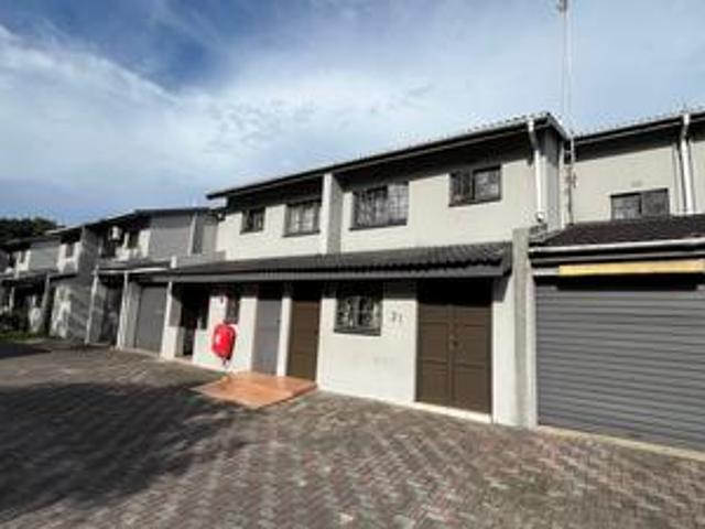 3 bedroom duplex in a secure comple.