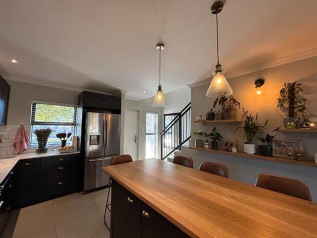 3 Bedroom Duplex in Aan de Wijnlanden