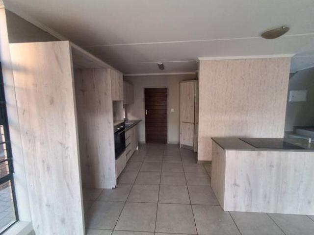 3 Bedroom Duplex in Amberfield