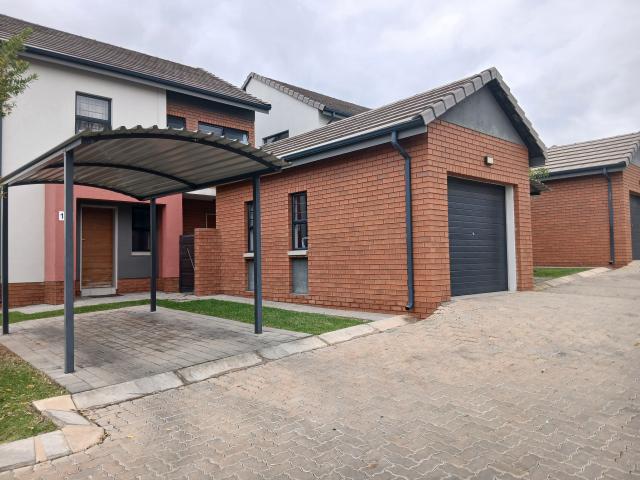 3 Bedroom Duplex in Amberfield