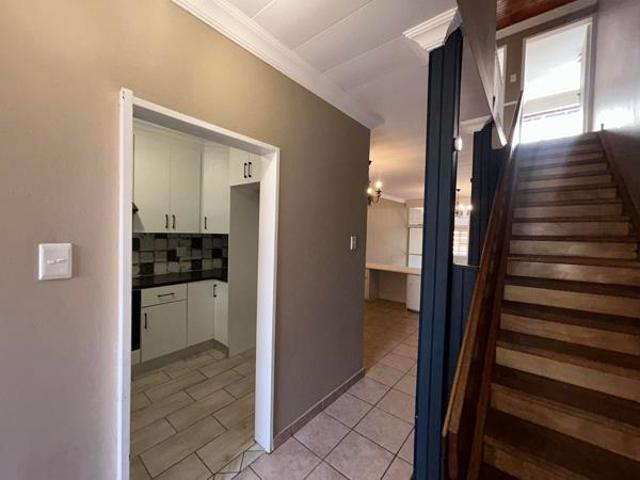 3 Bedroom Duplex in Clubview