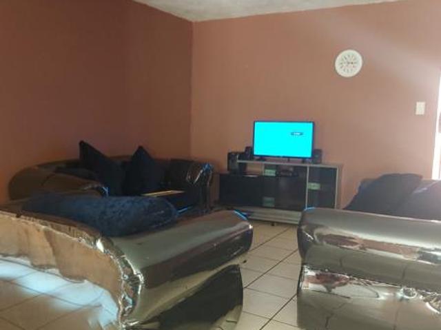 3 Bedroom Duplex in Elandsrand