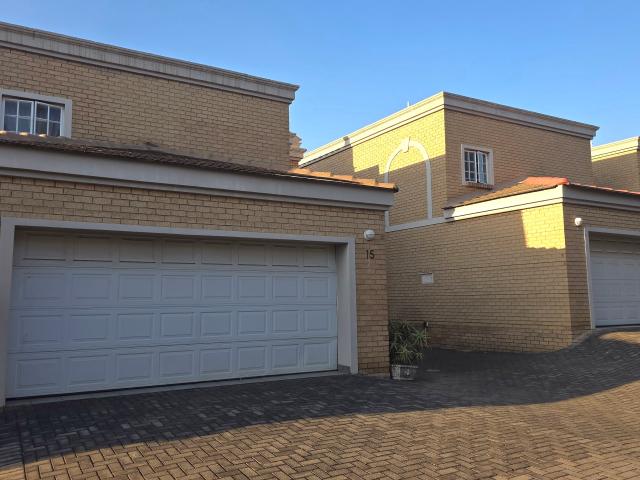 3 Bedroom Duplex in Eldo Glen