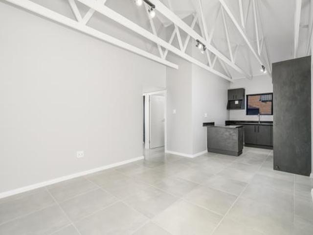 3 Bedroom Duplex in Fairview