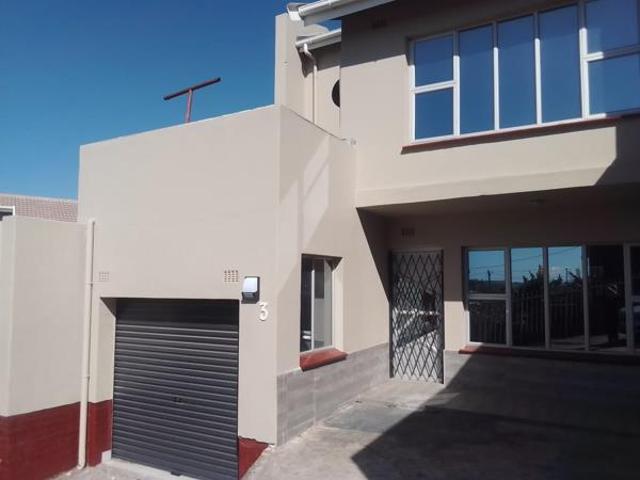 3 Bedroom Duplex in Fairbreeze