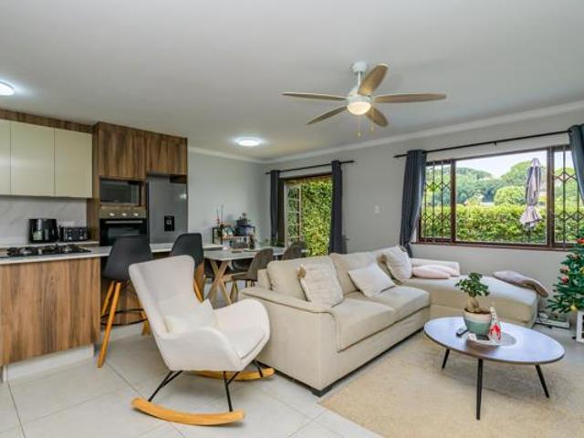 3 Bedroom Duplex in Glen Hills
