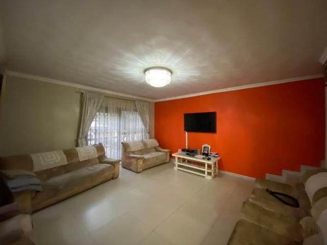 3 Bedroom Duplex in Glenanda