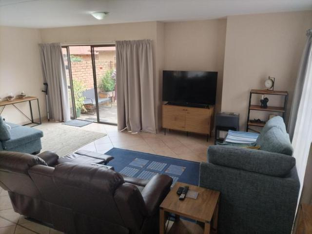 3 Bedroom Duplex in Hazeldean