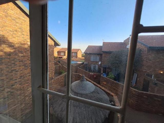 3 Bedroom Duplex in Heidelberg Central