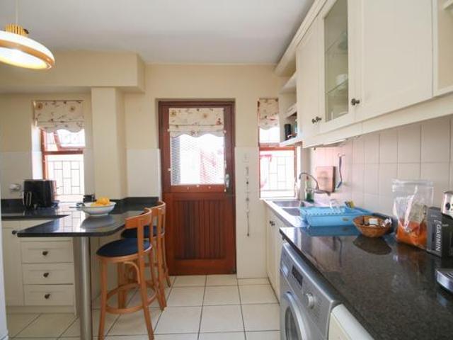 3 Bedroom Duplex in Heldervue
