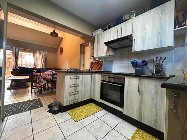 3 Bedroom Duplex in Honeydew Ridge