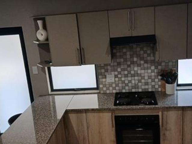 3 Bedroom Duplex in Jackaroo Park