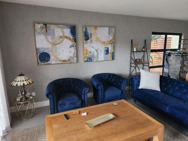 3 Bedroom Duplex in Palm Lakes Estate