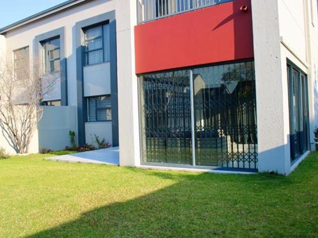 3 Bedroom Duplex in Paulshof
