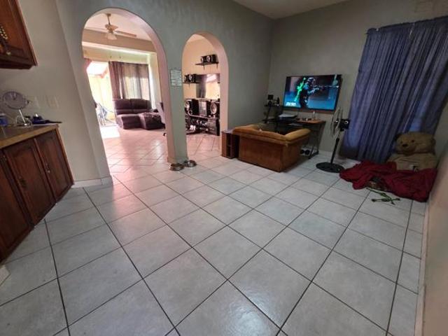 3 Bedroom Duplex in Protea Park