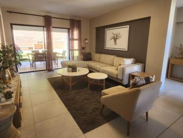 3 Bedroom Duplex in Stonehenge