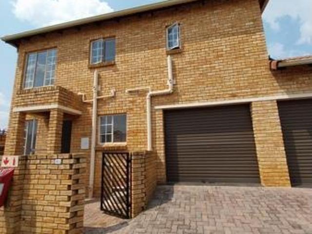 3 Bedroom Duplex in Strubens Valley