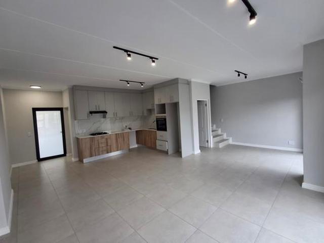 3 Bedroom Duplex in Sandown