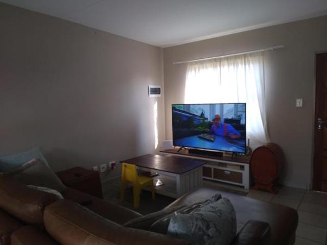 3 Bedroom Duplex in Sinoville