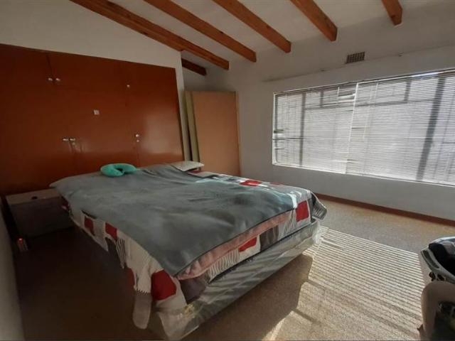 3 Bedroom Duplex in Vereeniging Central