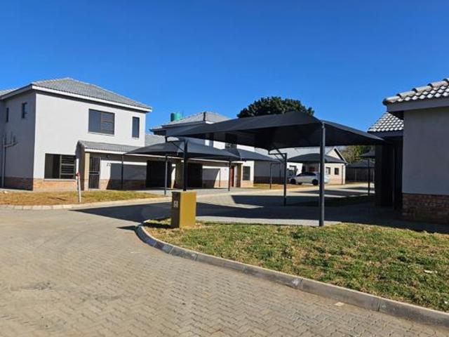 3 Bedroom Duplex in Waterval East