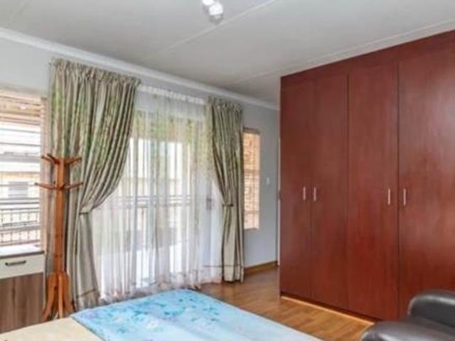 3 Bedroom Duplex in Wilgeheuwel